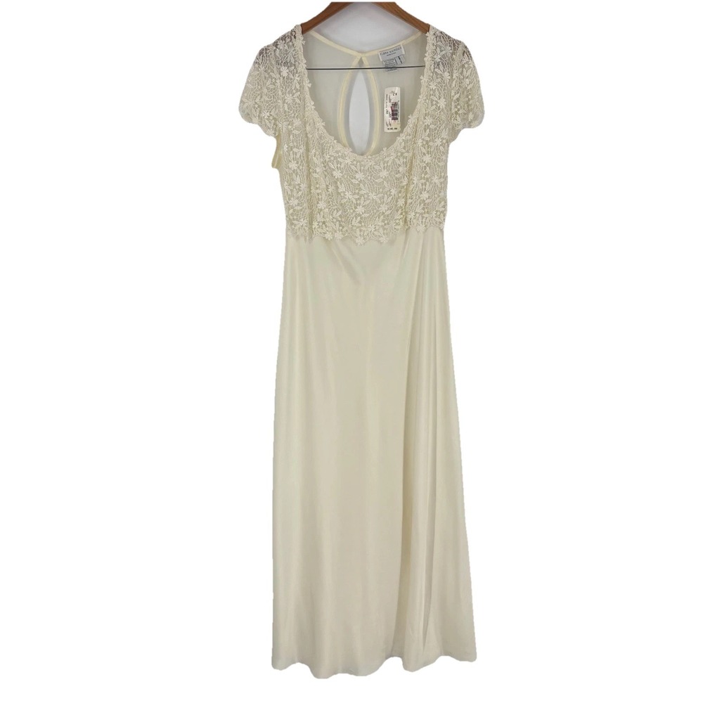 Vintage Flora Nikrooz for Saks Fifth Ave Womens‎ Slip Dress 2X Ehthereal Bridal